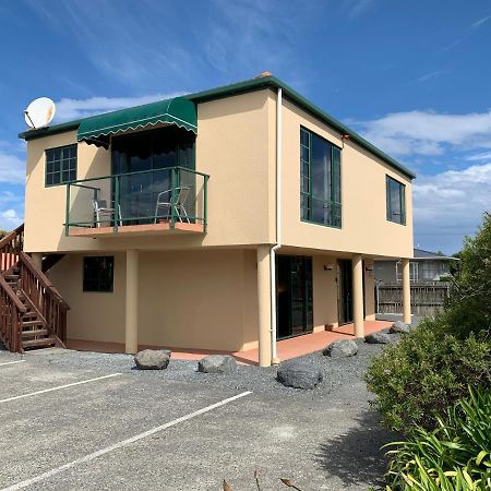 112 On Beach - Studio 2 Apartment Кайкура Екстериор снимка